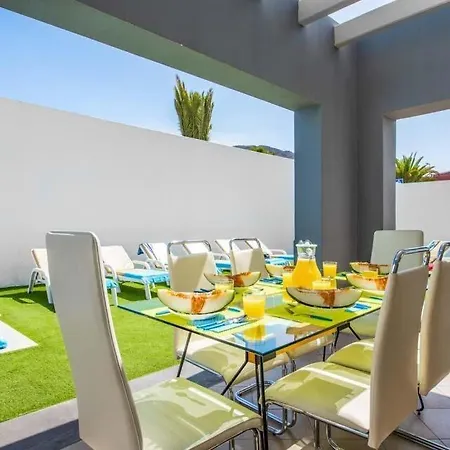 Playa De Fanabe Sleeps 8 Pool Air Con Wifi Costa Adeje (Tenerife)
