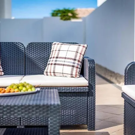 Playa De Fanabe Sleeps 8 Pool Air Con Wifi *