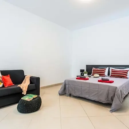 Villa Playa De Fanabe Sleeps 8 Pool Air Con Wifi *