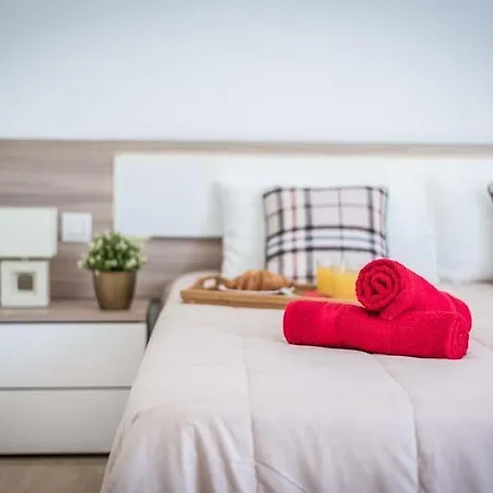 Playa De Fanabe Sleeps 8 Pool Air Con Wifi *